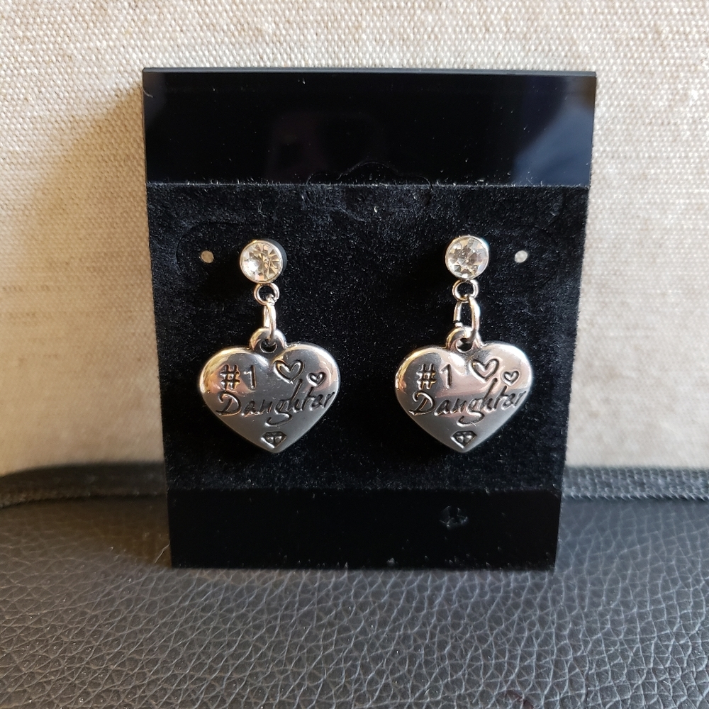 ❗ "#1 Daughter" Heart Drop Earrings❗